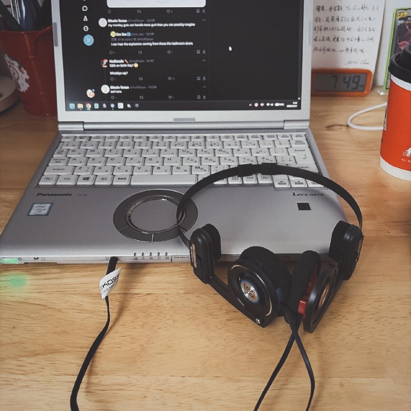 时隔多少年，终于还是拥有了一副 koss pp