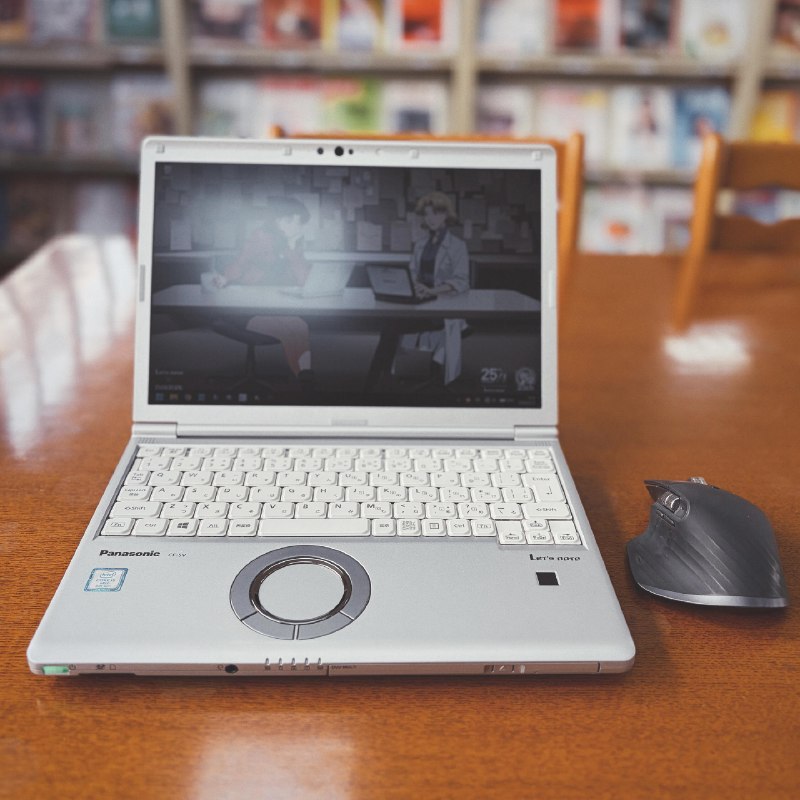 第一次带它出来，感觉日光下更好看了😀via happy xiao