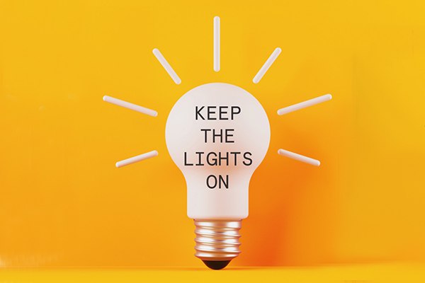 让那些灯亮着----------------------所谓坚韧不拔的方法，是严于律己，努力工作，但在内心深处知道，你最好有一个B计划