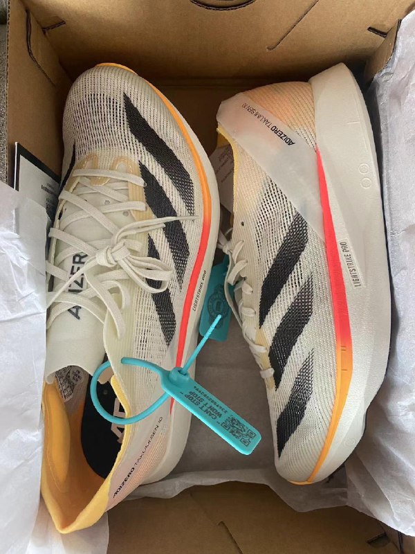 新战靴到了✌️via 🥤 happy xiao